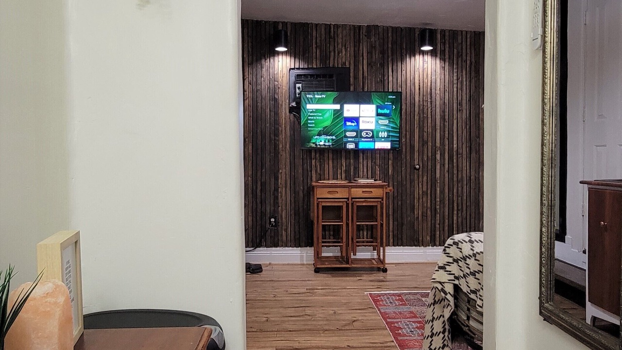 Photo of Bedroom in Pasadena