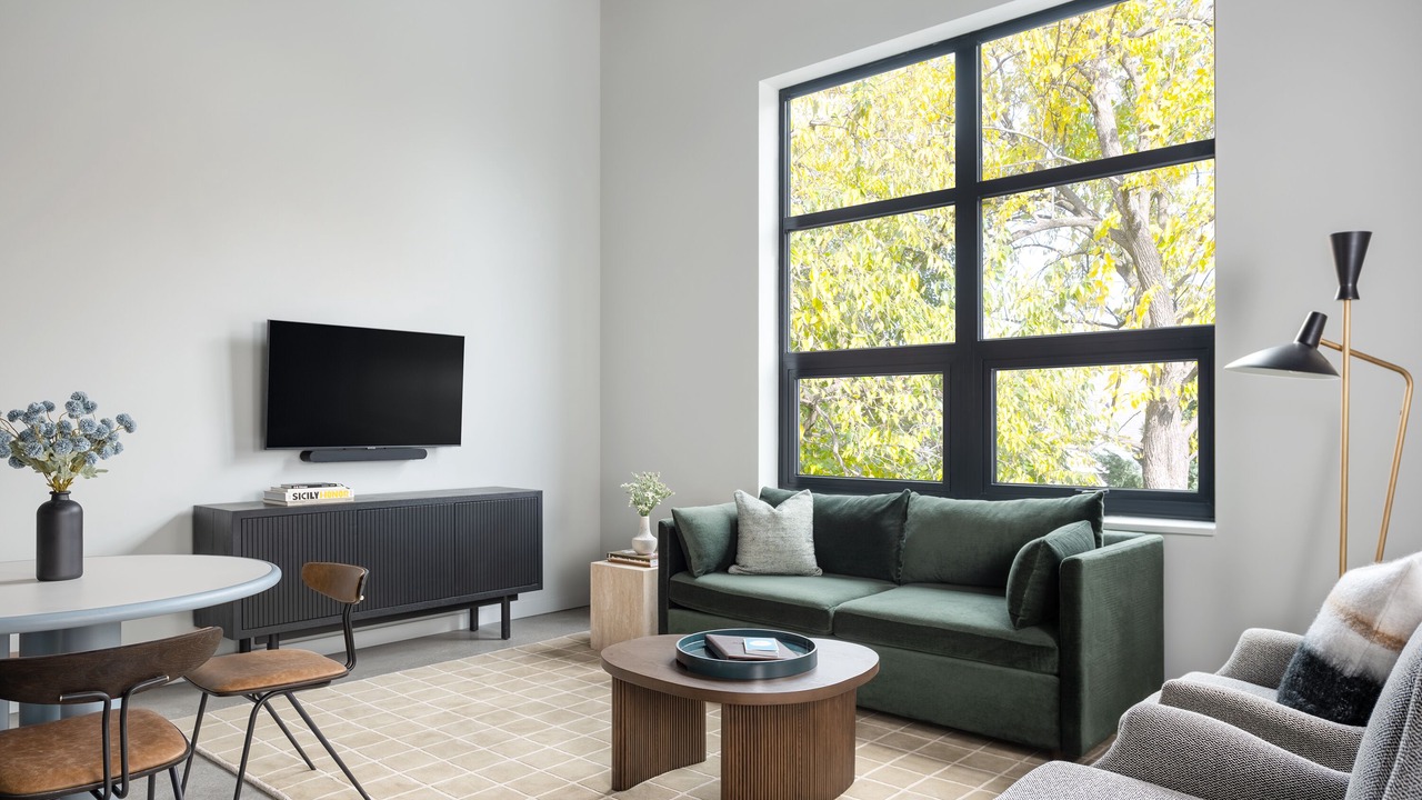 Photo of Livingroom in Near West Side