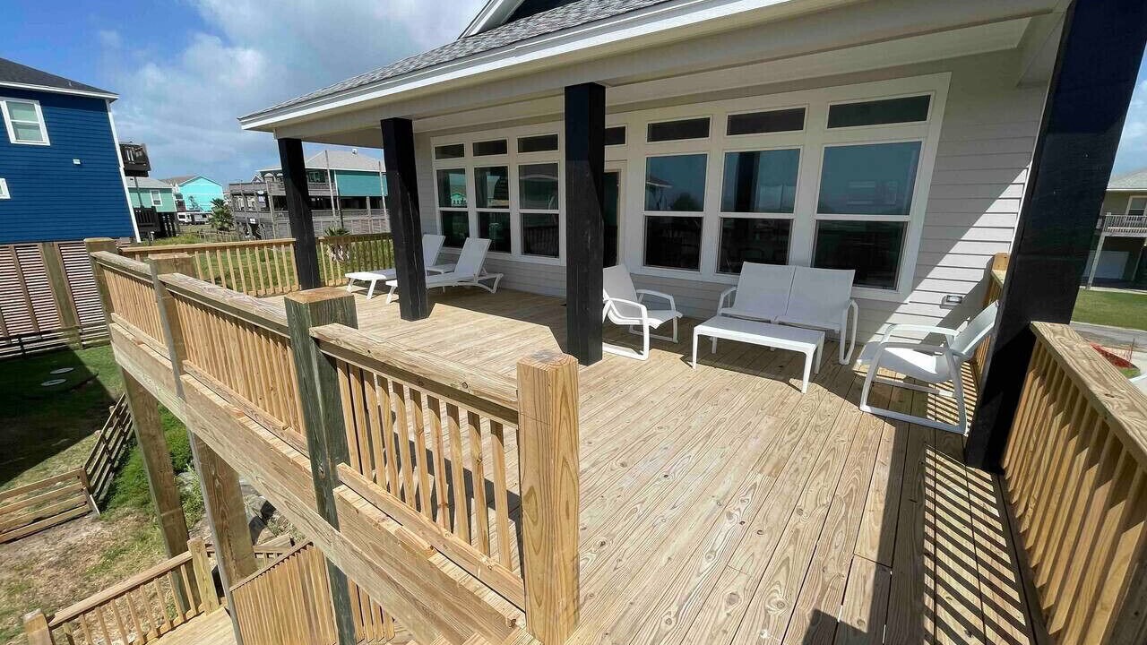 Photo of Patio Balcony in Crystal Beach