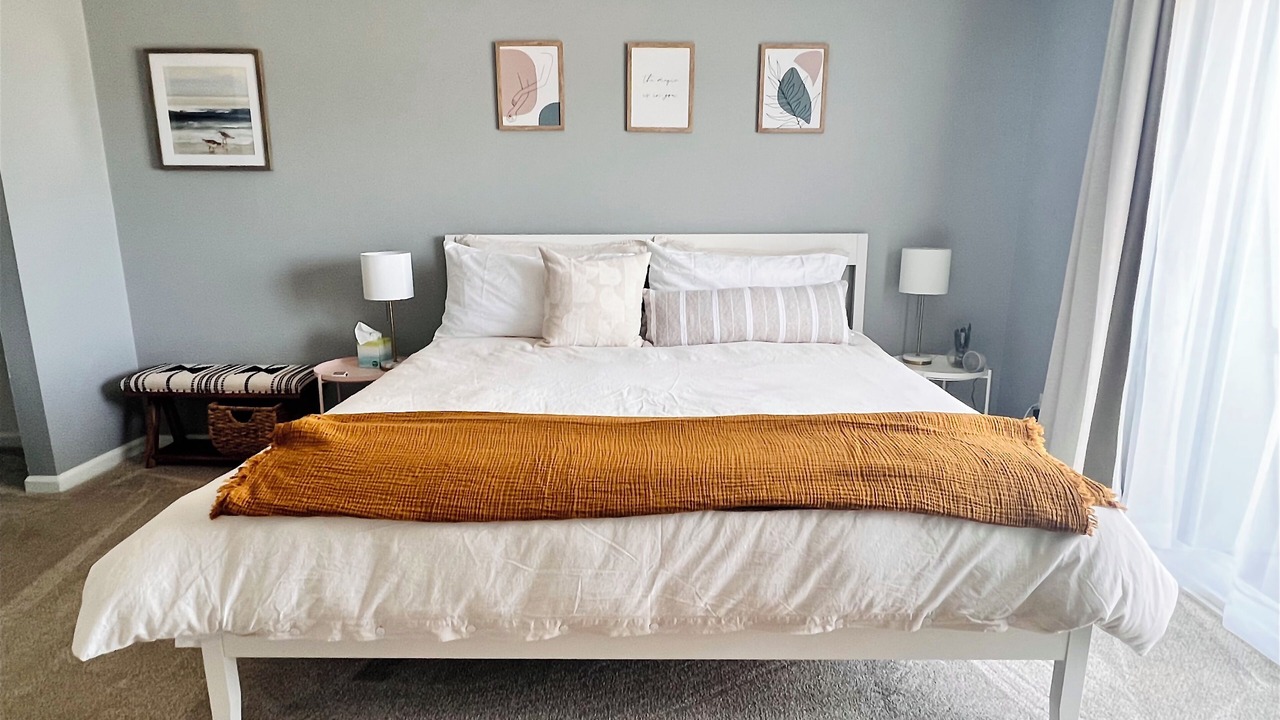 Photo of Bedroom in Sea Scape