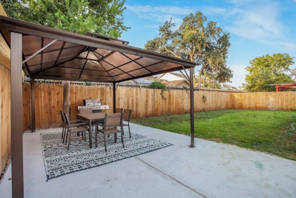 Photo of Outdoor in Clodine