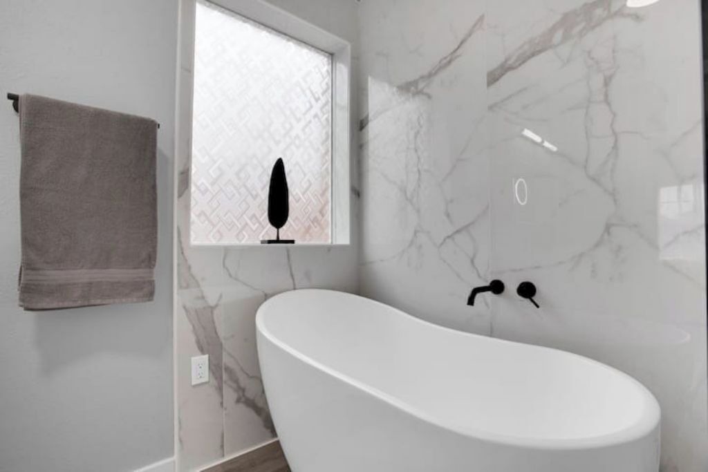 Photo of Bathroom in Clodine