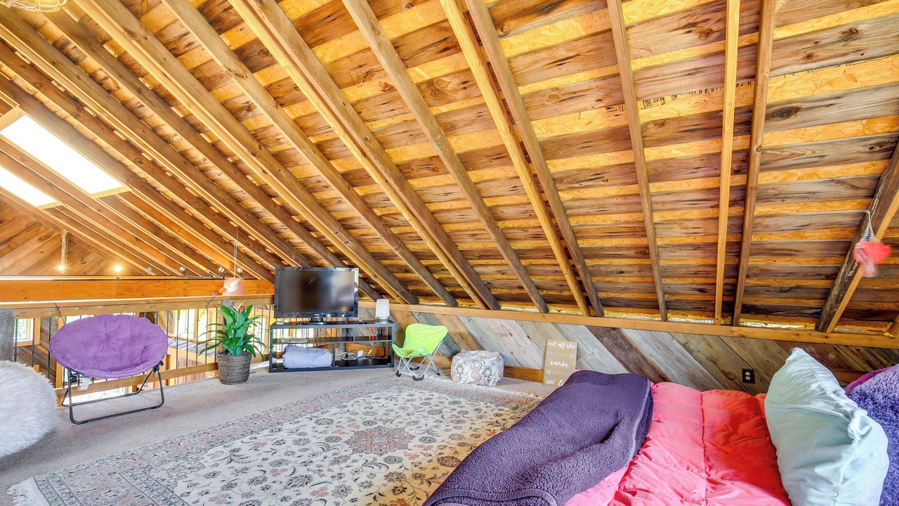 Photo of Bedroom in Pacific