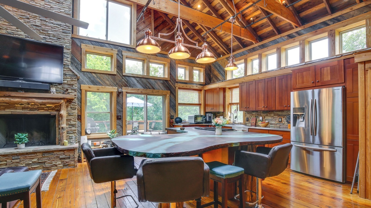 Photo of Others in Pacific