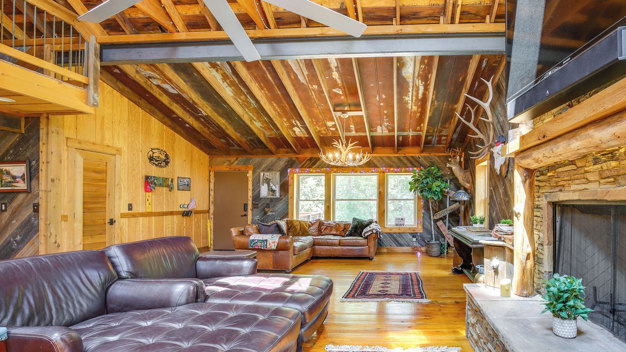 Photo of Livingroom in Pacific