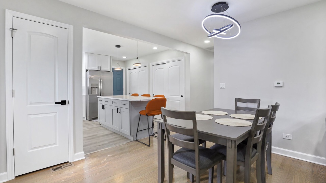 Photo of Others in Fullersburg