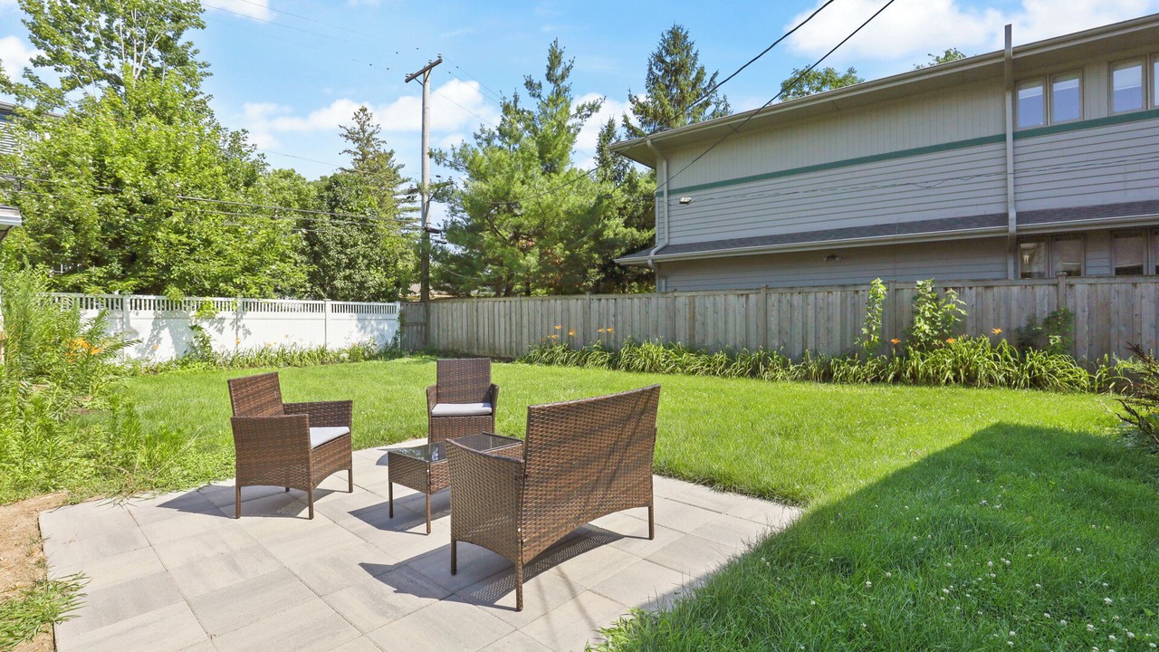 Photo of Patio Balcony in Fullersburg