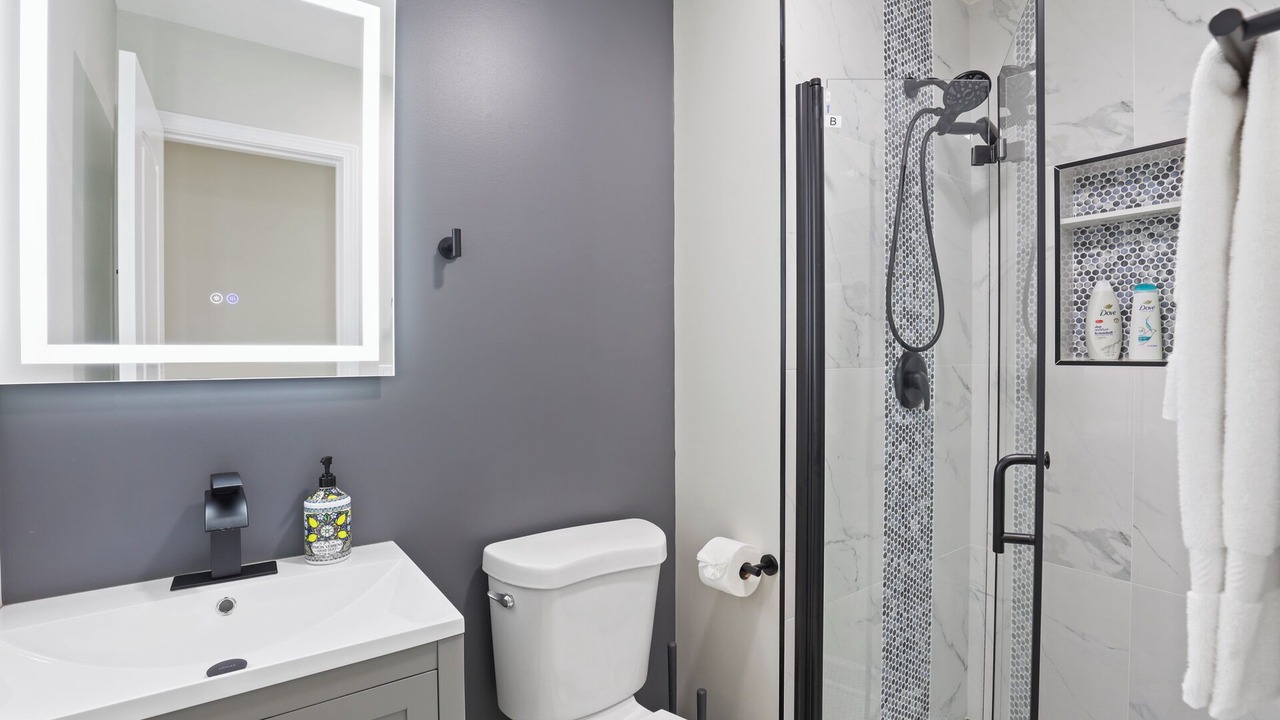 Photo of Bathroom in Fullersburg