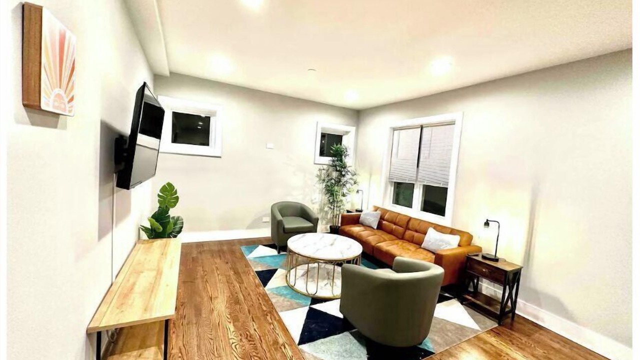 Photo of Livingroom in Oak Park