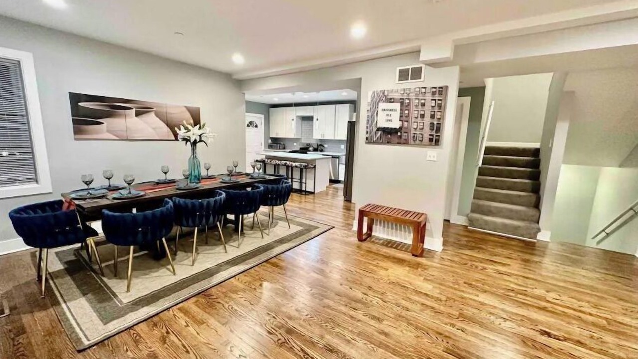 Photo of Others in Oak Park