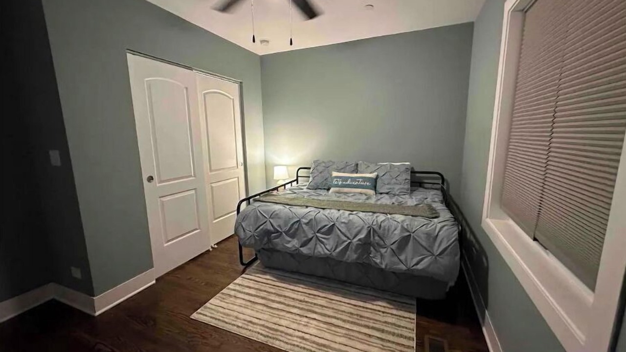 Photo of Bedroom in Oak Park