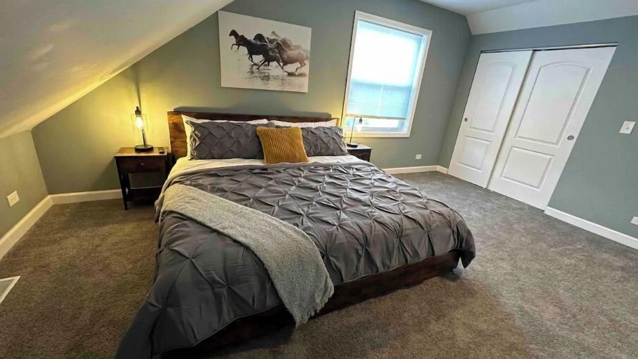 Photo of Bedroom in Oak Park