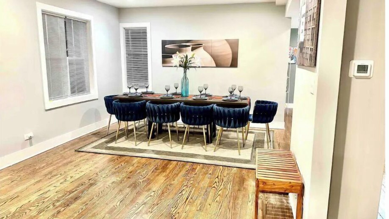 Photo of Others in Oak Park