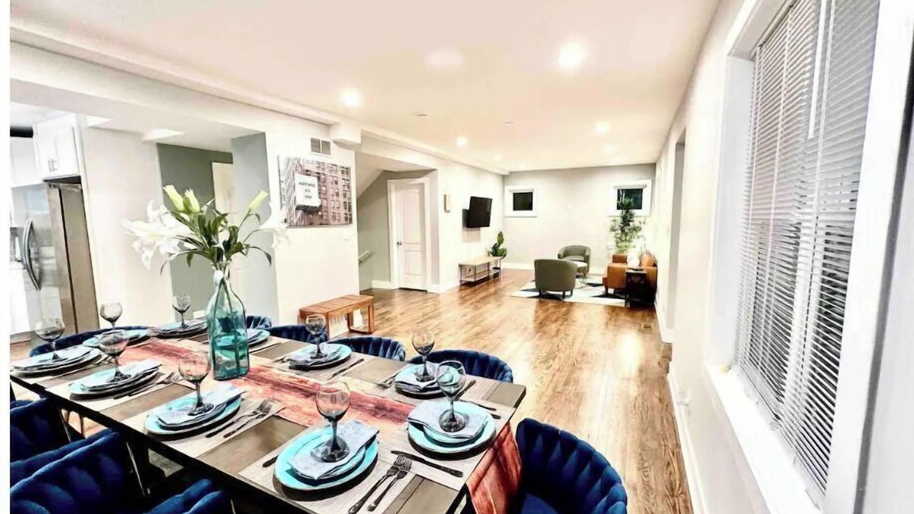 Photo of Others in Oak Park