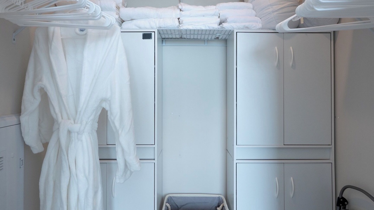 Photo of Others in The Hill