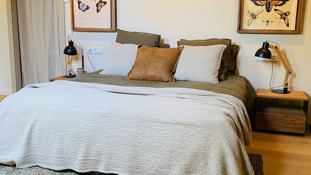 Photo of Bedroom in Age