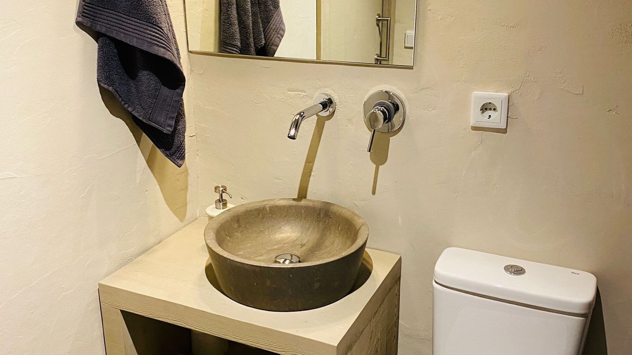 Photo of Bathroom in Age