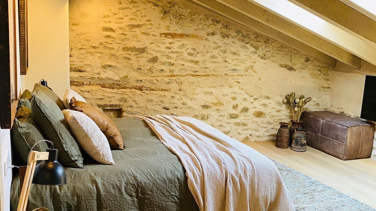 Photo of Bedroom in Age