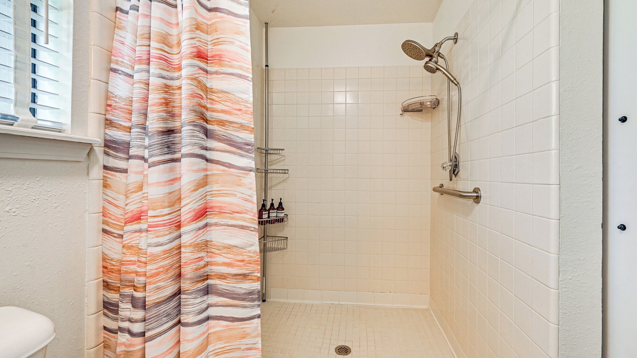Photo of Bathroom in Broken Bow