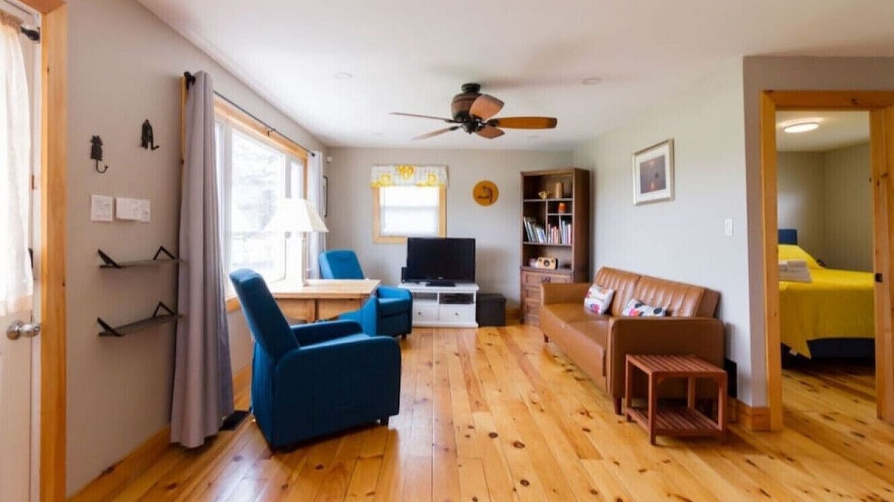 Photo of Livingroom in Prince Edward