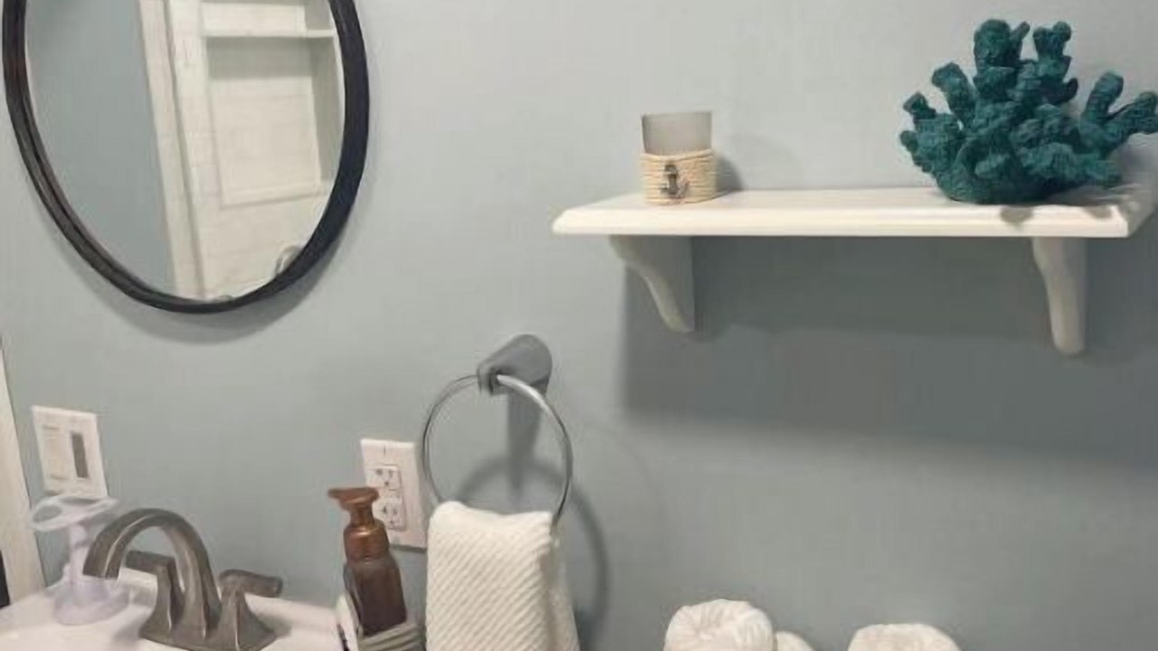 Photo of Bathroom in Baiting Hollow