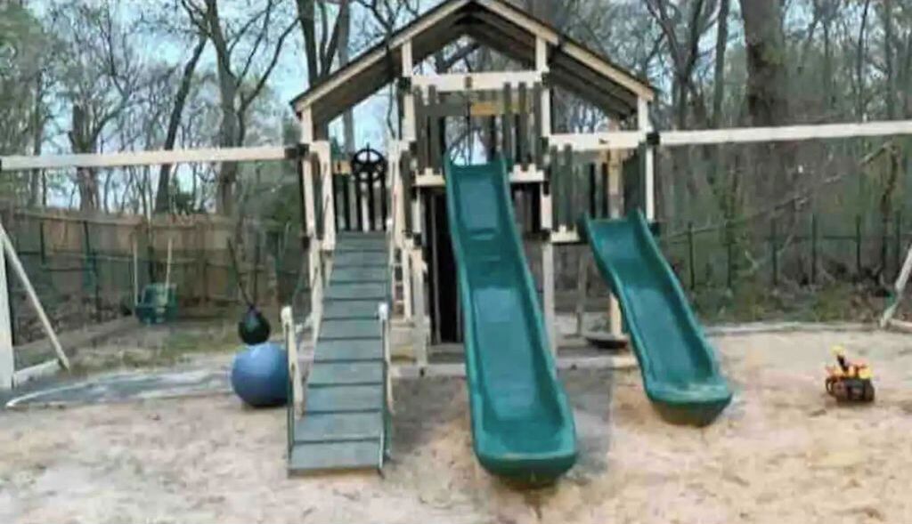 Photo of Others in Baiting Hollow