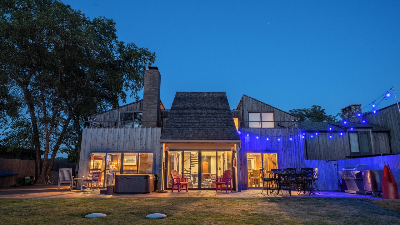 Photo of Outdoor in Sunnyland
