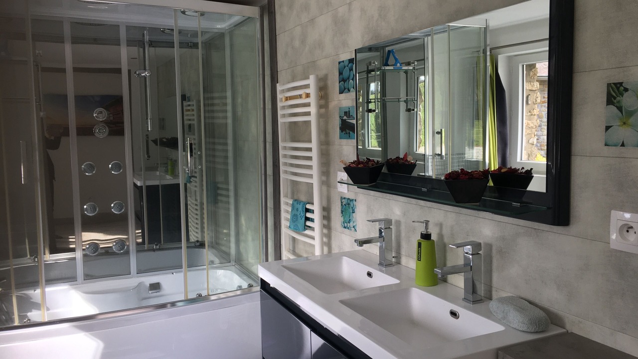 Photo of Bathroom in Gesvres
