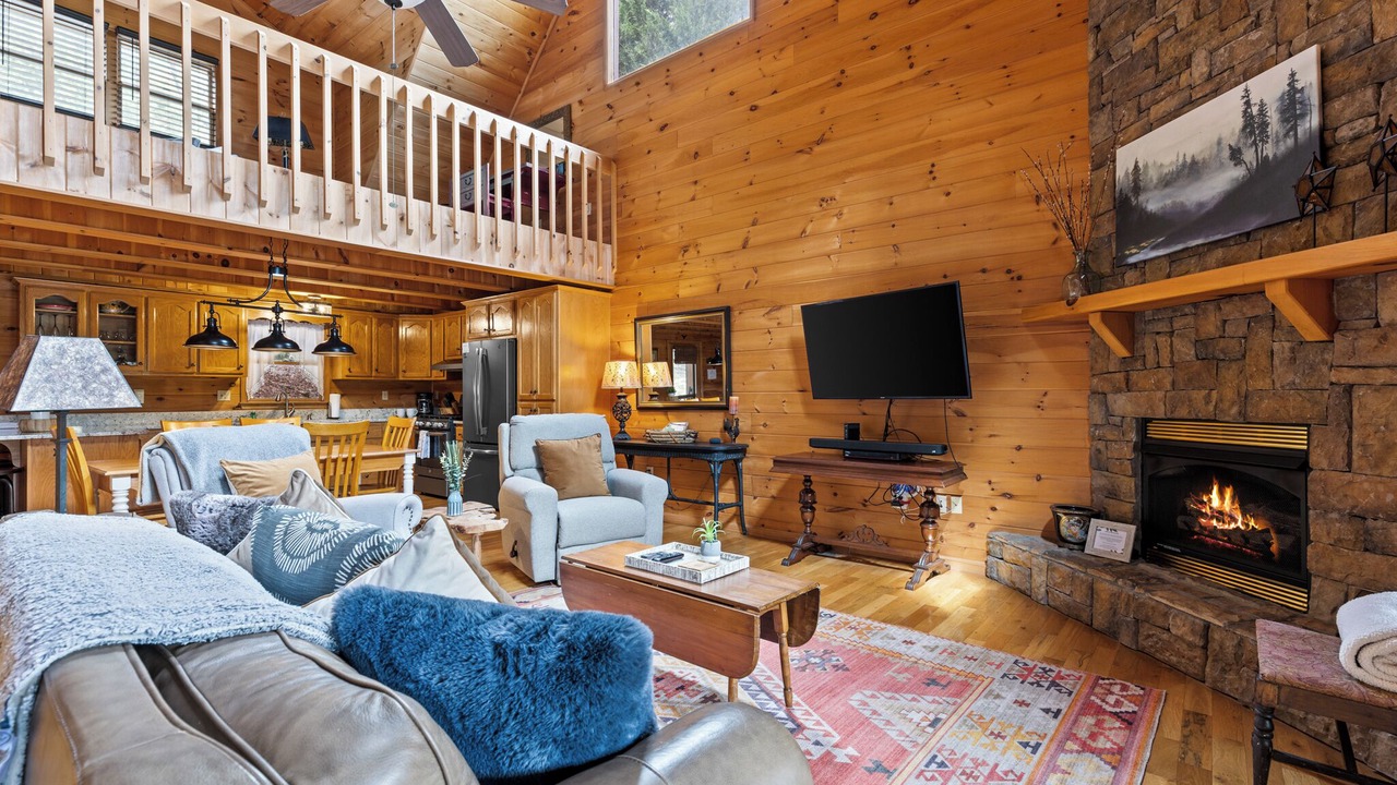 Photo of Livingroom in My Mountain