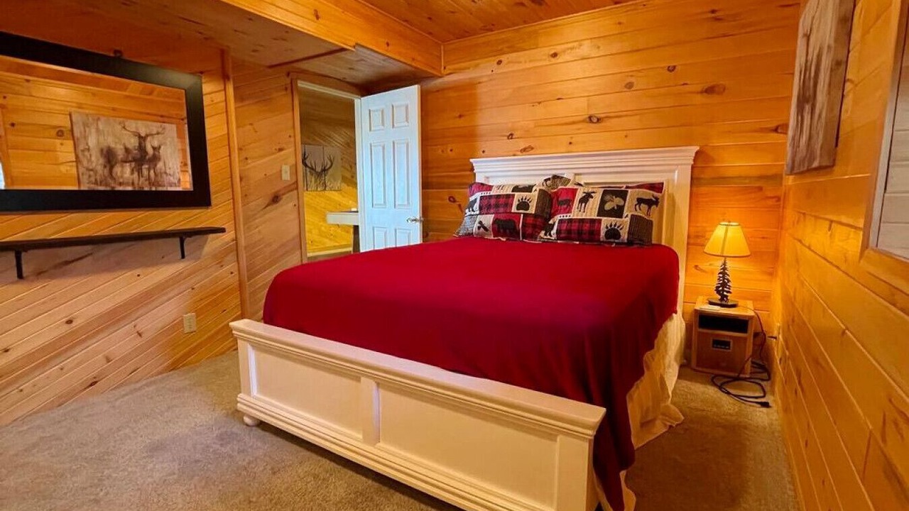 Photo of Bedroom in Tudor and Cashel
