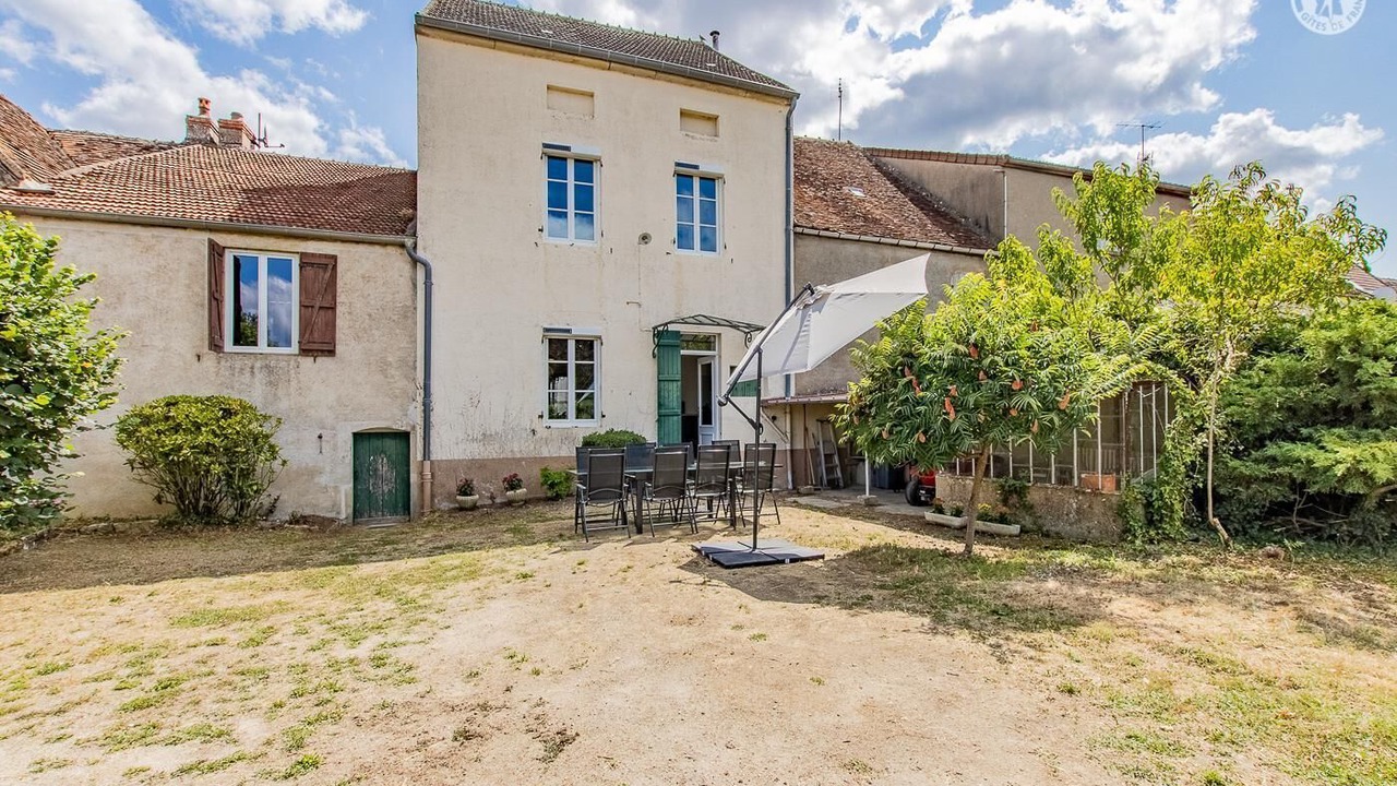 Photo of Outdoor in Joncy