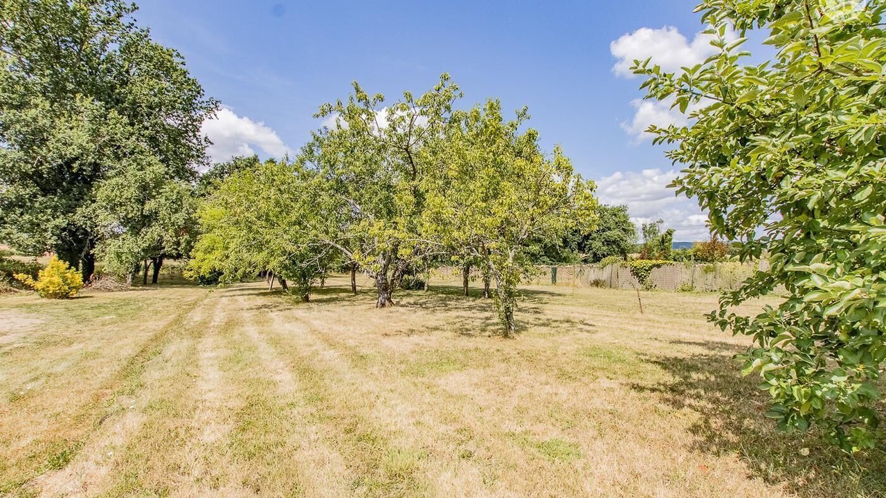 Photo of Outdoor in Joncy