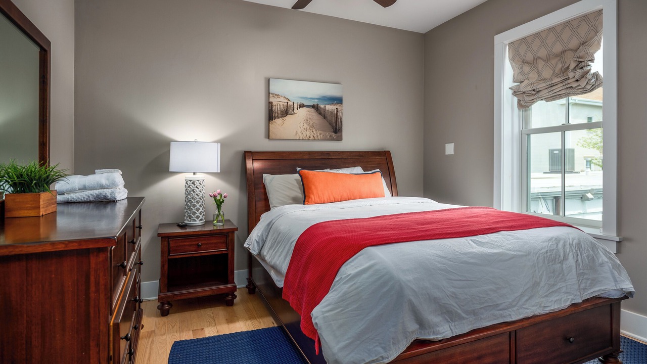 Photo of Bedroom in Yachting Village