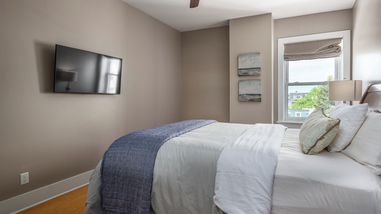 Photo of Bedroom in Yachting Village