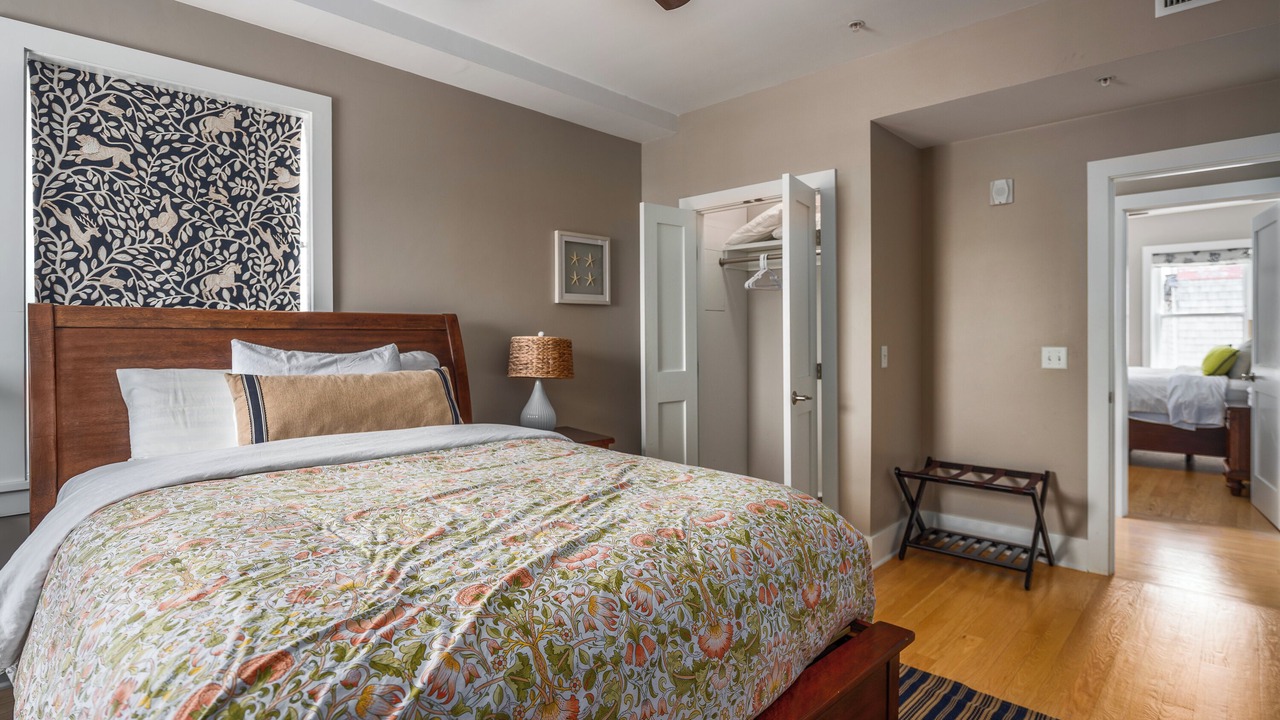 Photo of Bedroom in Yachting Village