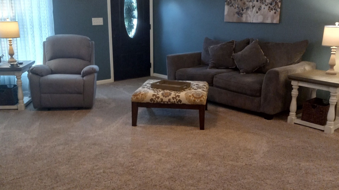 Photo of Livingroom in Benton