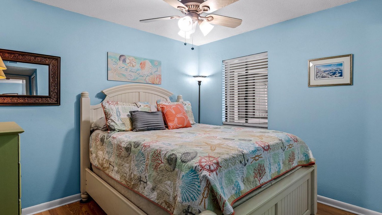Photo of Bedroom in Carolina Shores