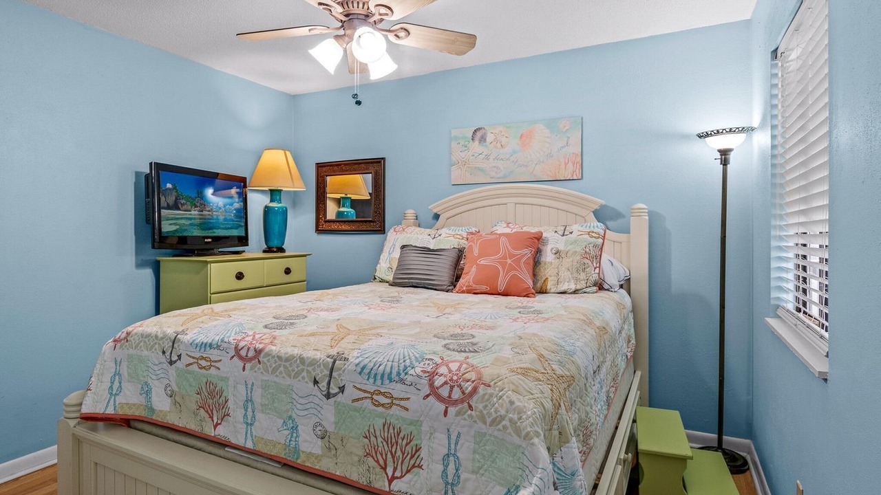 Photo of Bedroom in Carolina Shores