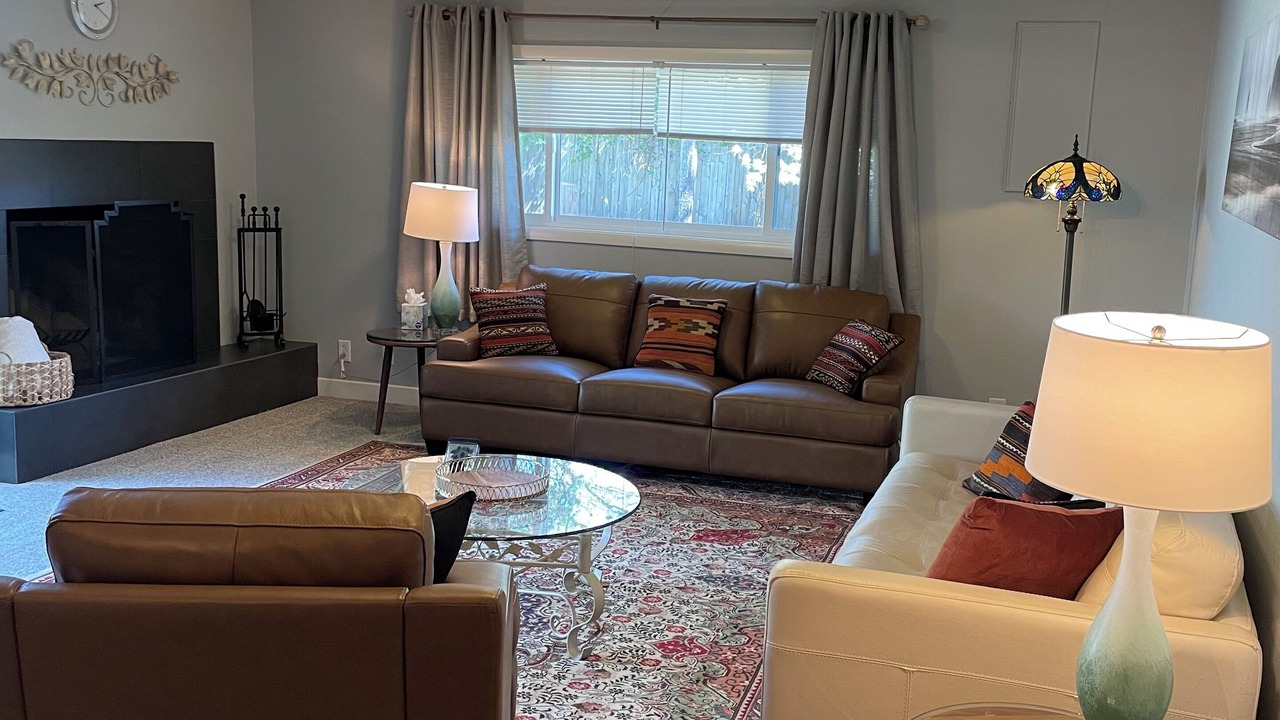 Photo of Livingroom in Cedar Hills