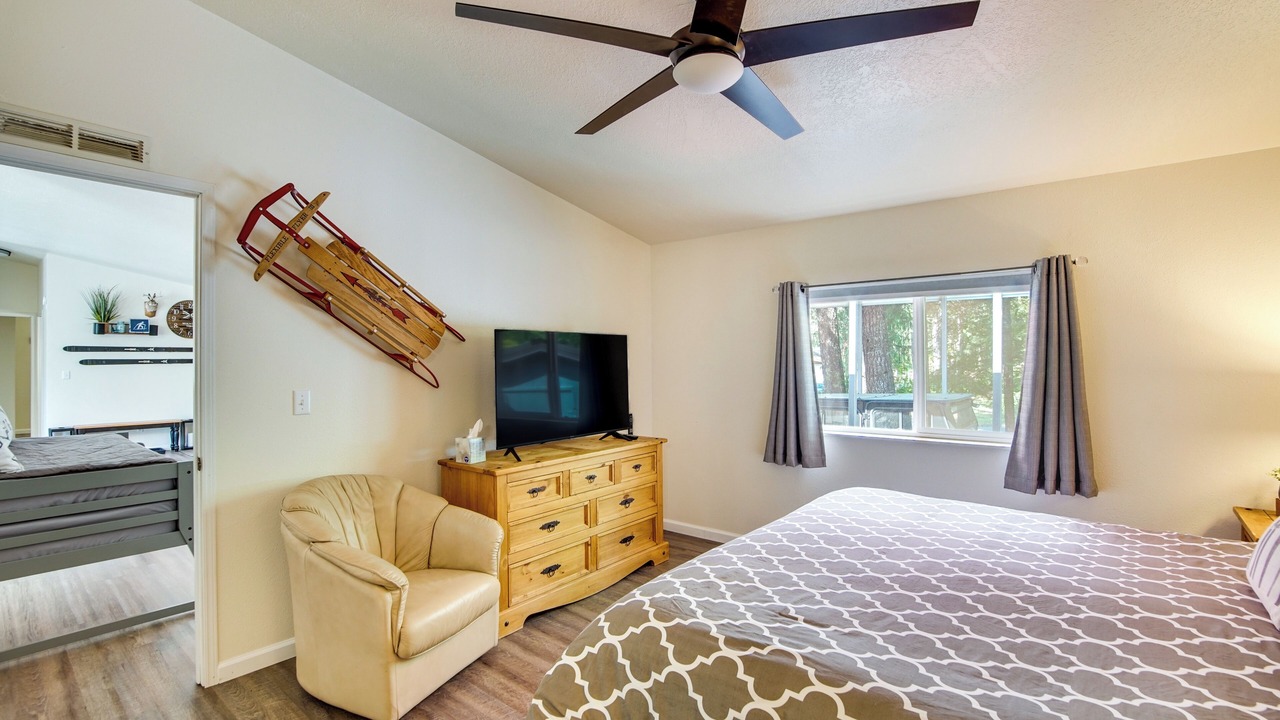 Photo of Bedroom in Packwood