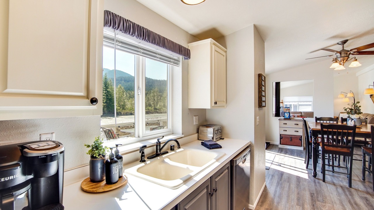 Photo of Kitchen in Packwood