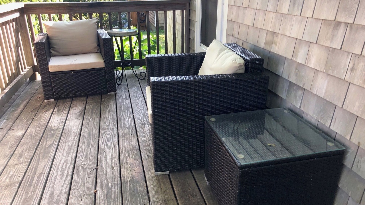 Photo of Patio Balcony in West Yarmouth
