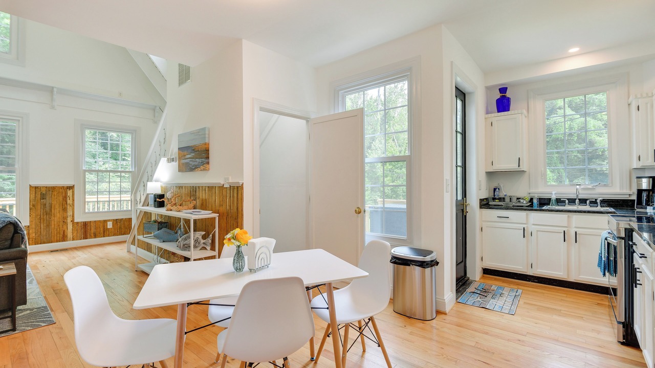 Photo of Kitchen in Chesapeake Beach