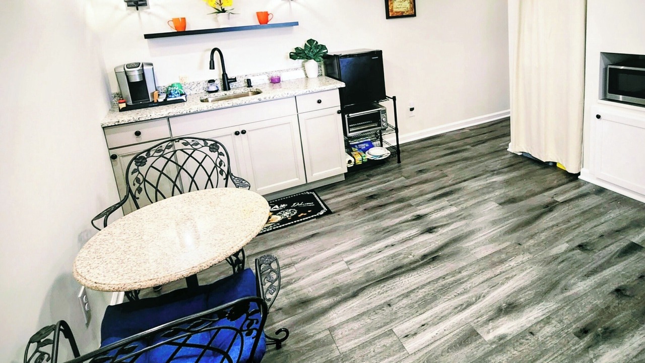 Photo of Others in Nashville