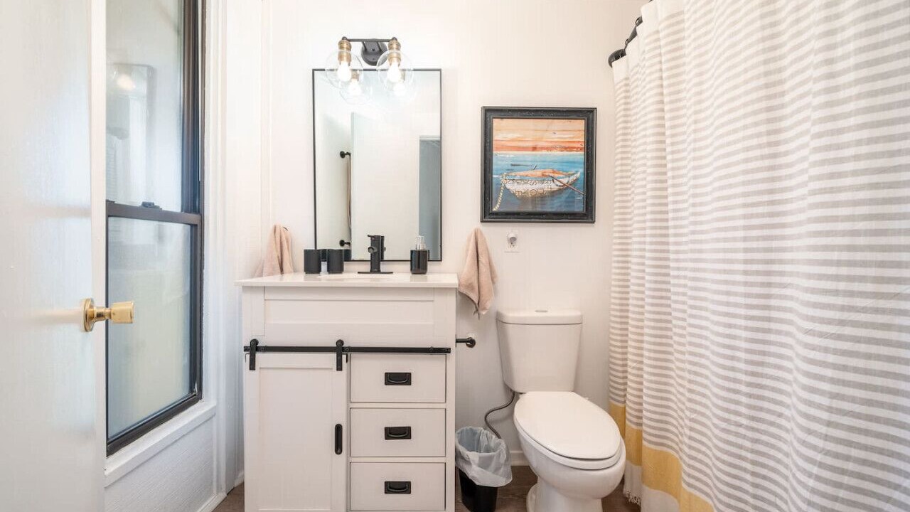 Photo of Bathroom in Jones Mills