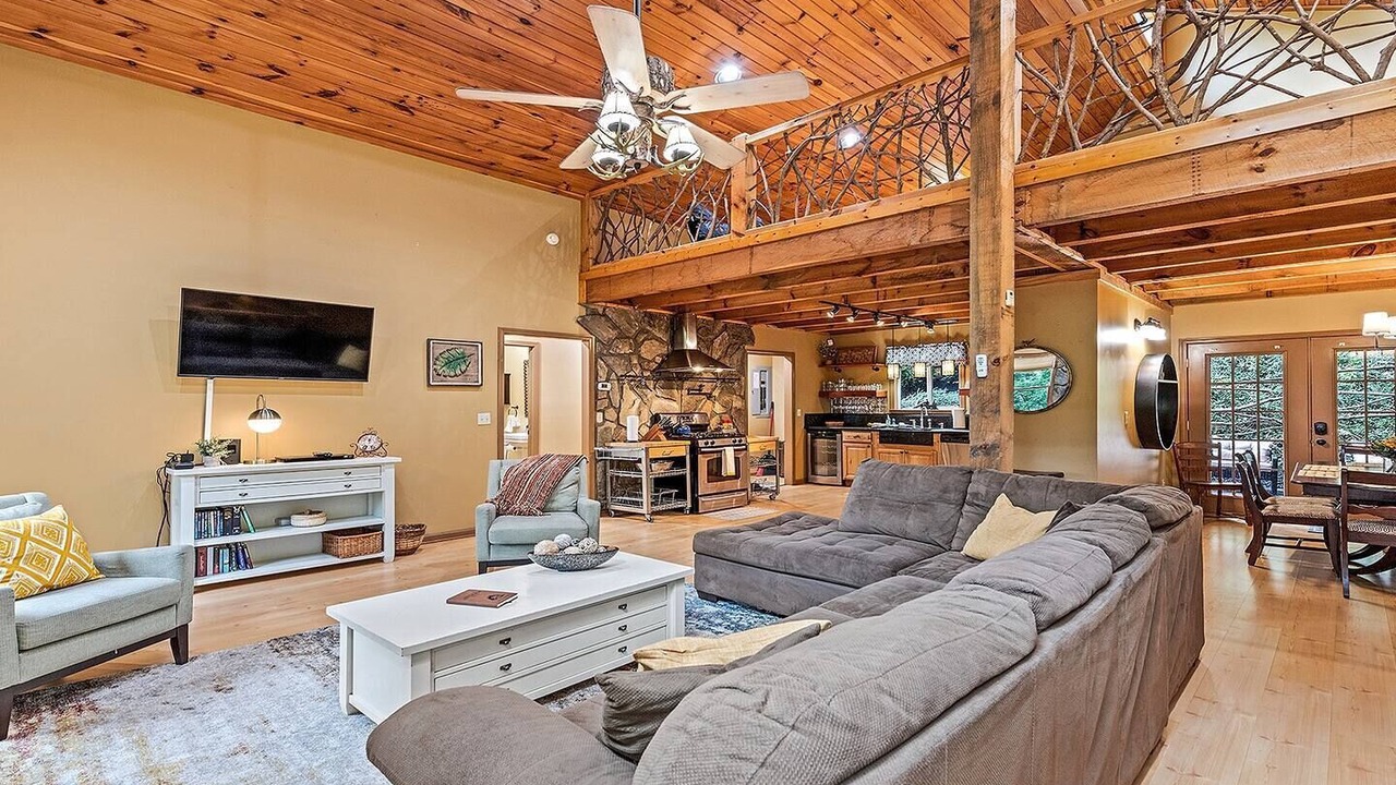 Photo of Livingroom in Mountain Springs