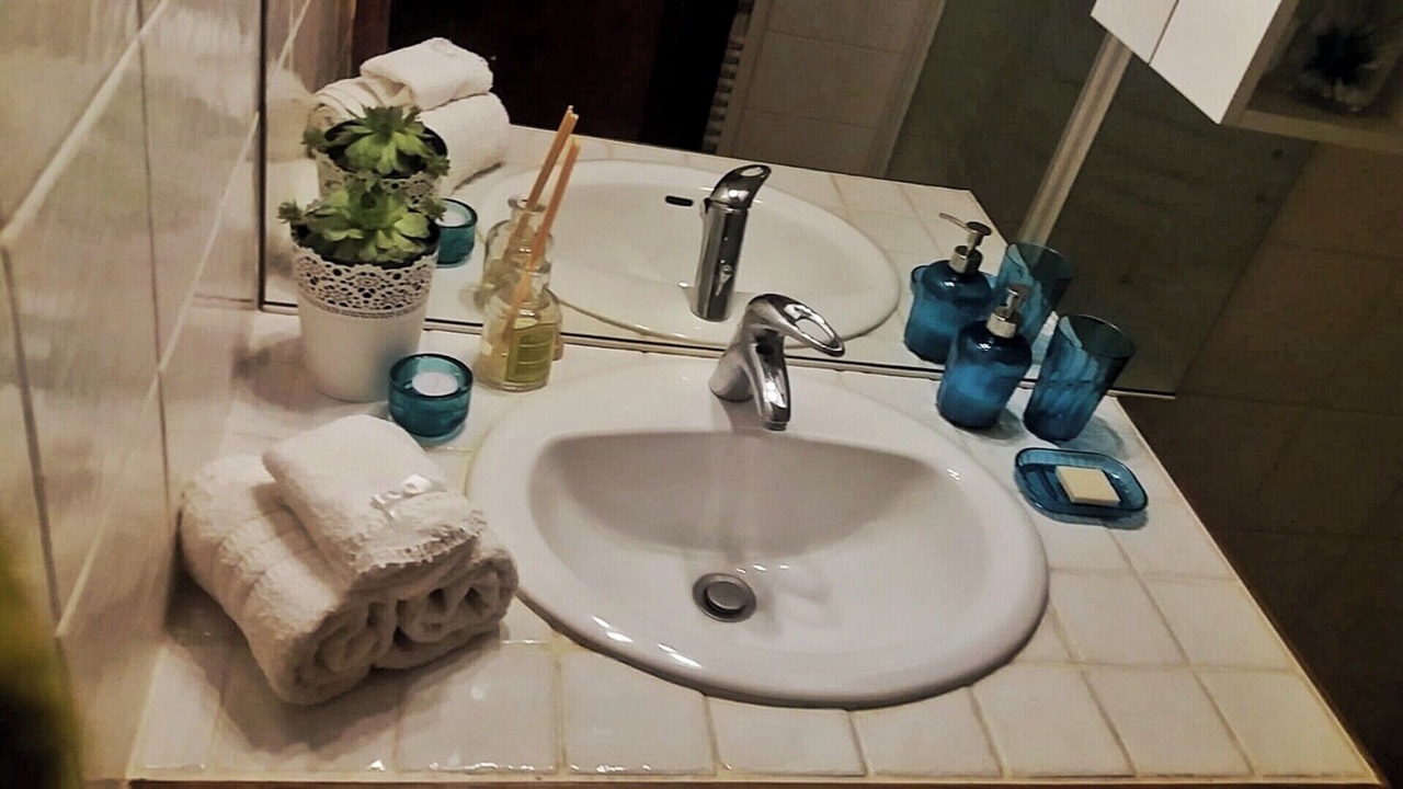 Photo of Bathroom in Olonzac