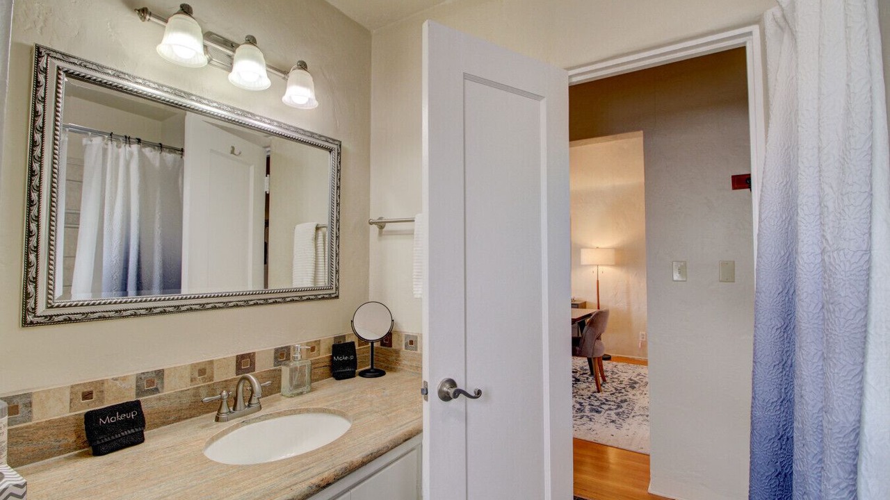 Photo of Bathroom in Nob Hill