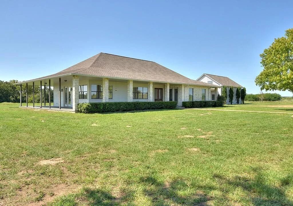 Photo of Outdoor in Smithville