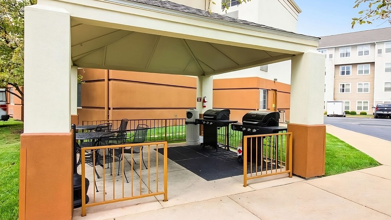 Photo of Outdoor in Earth City